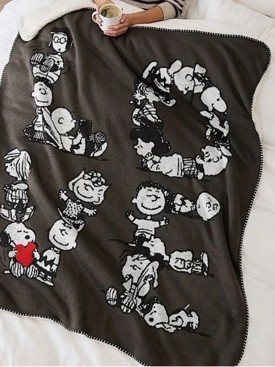 Pottery Barn Other - New Pottery Barn Peanuts Snoopy Love Blanket Throw